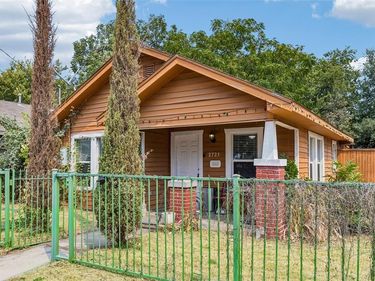2721 Jeff Street , Fort Worth, TX 76111