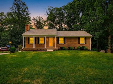 112 Valleywood Drive, Forest, VA 24551