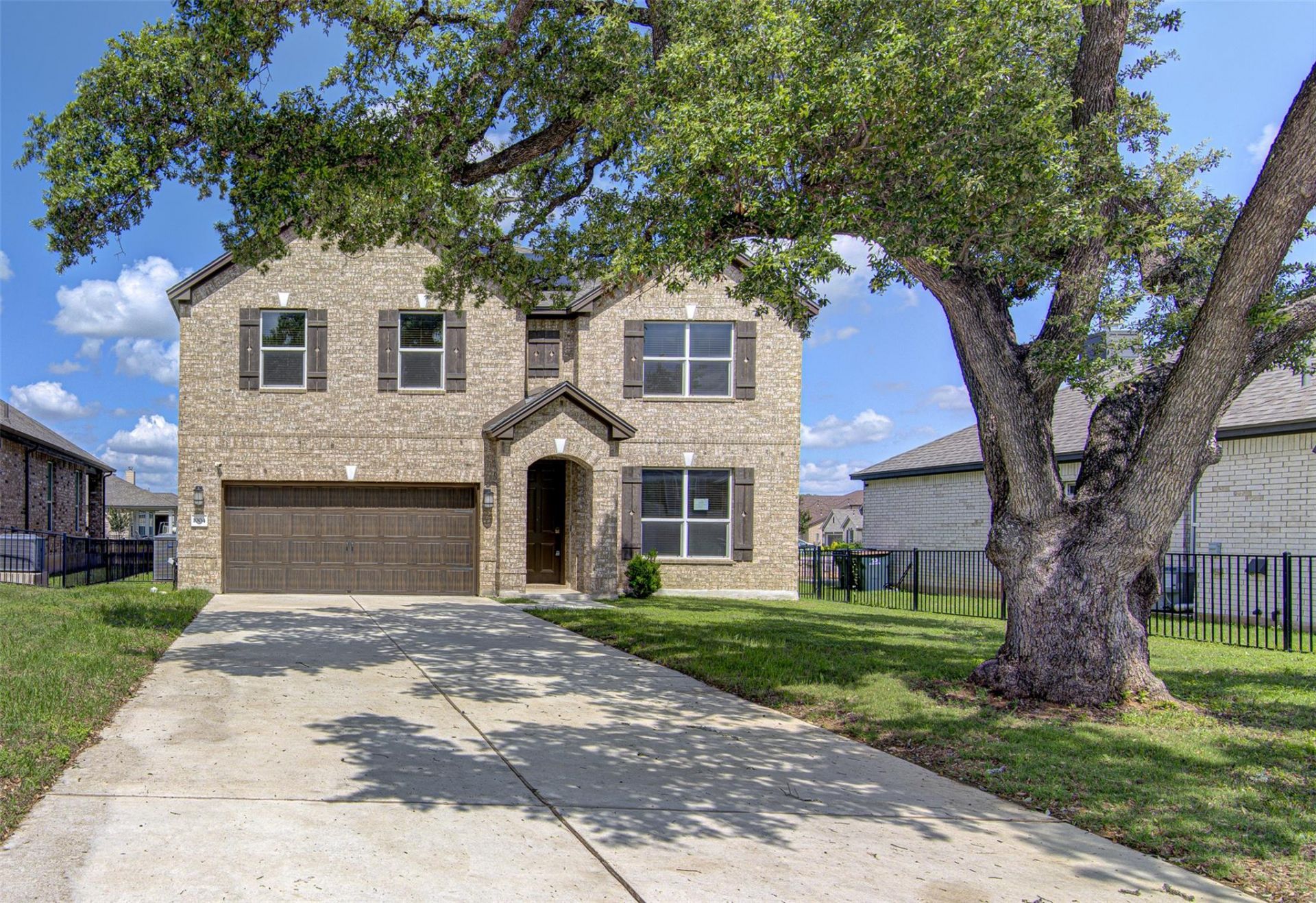 1004 Desaix Dr, Georgetown, TX 78628 Main Photo