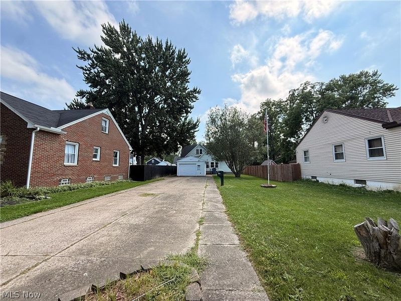 1868 E 34th Street, Lorain, OH 44055 Photo 2