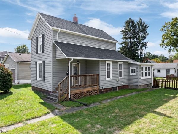 132 31st Street SW, Barberton, OH 44203