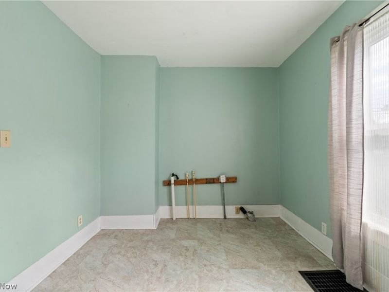 132 31st Street SW, Barberton, OH 44203 Photo 14