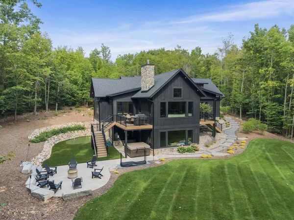 1735 Turnberry Trail, Boyne City, MI 49712