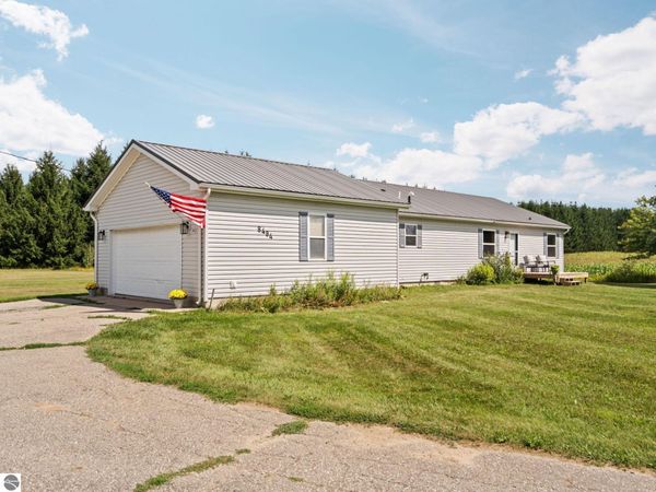 8484 Zue Road, Buckley, MI 49620
