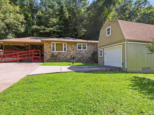 9439 E Brainerd Road, Chattanooga, TN 37421