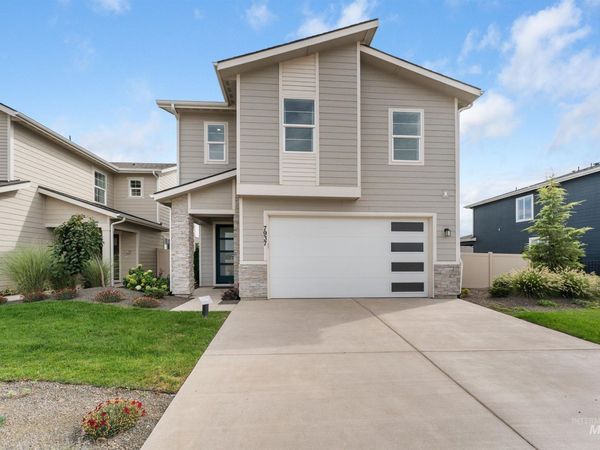 7937 E Beaufort St, Nampa, ID 83687