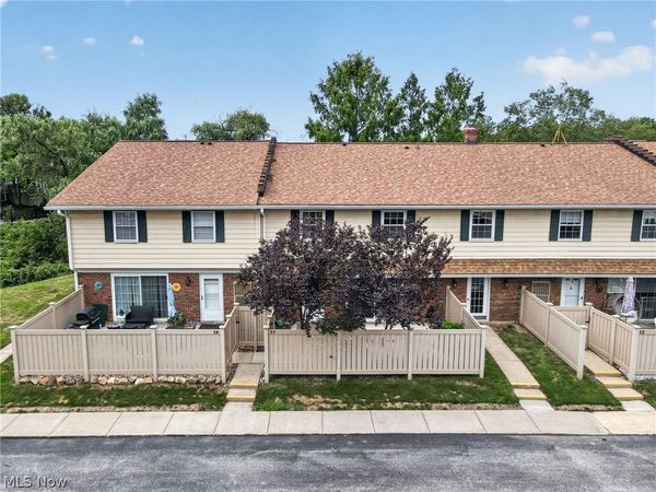 7970 Mentor Avenue , Unit I-7, Mentor, OH 44060