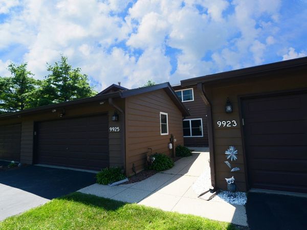 9925 Amanda Lane , Algonquin, IL 60102