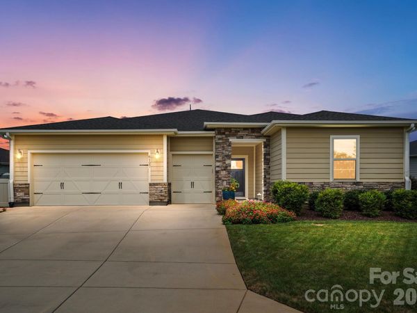 6127 Raven Rock Drive , Denver, NC 28037