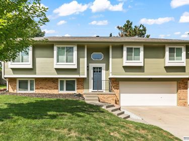 1008 Conestoga Road, Papillion, NE 68046