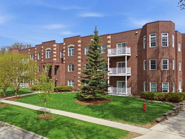 385 7th Avenue S, Unit 104, Fargo, ND 58103