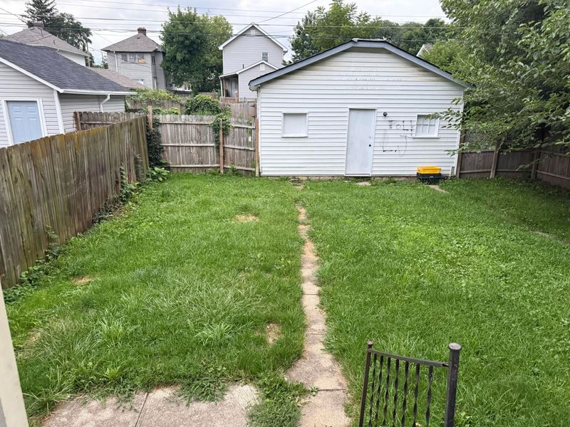 287 N Burgess Avenue, Columbus, OH 43204 Photo 5