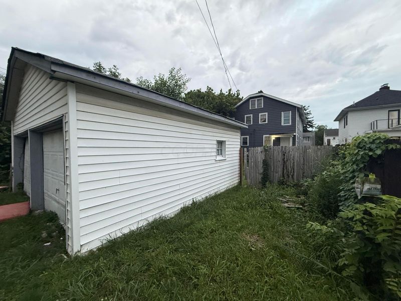 287 N Burgess Avenue, Columbus, OH 43204 Photo 6