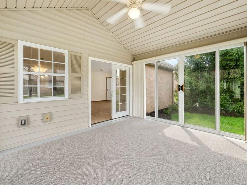 1297 Amberlea Drive E, Unit 12, Columbus, OH 43230 Photo 26