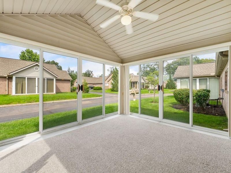1297 Amberlea Drive E, Unit 12, Columbus, OH 43230 Photo 27