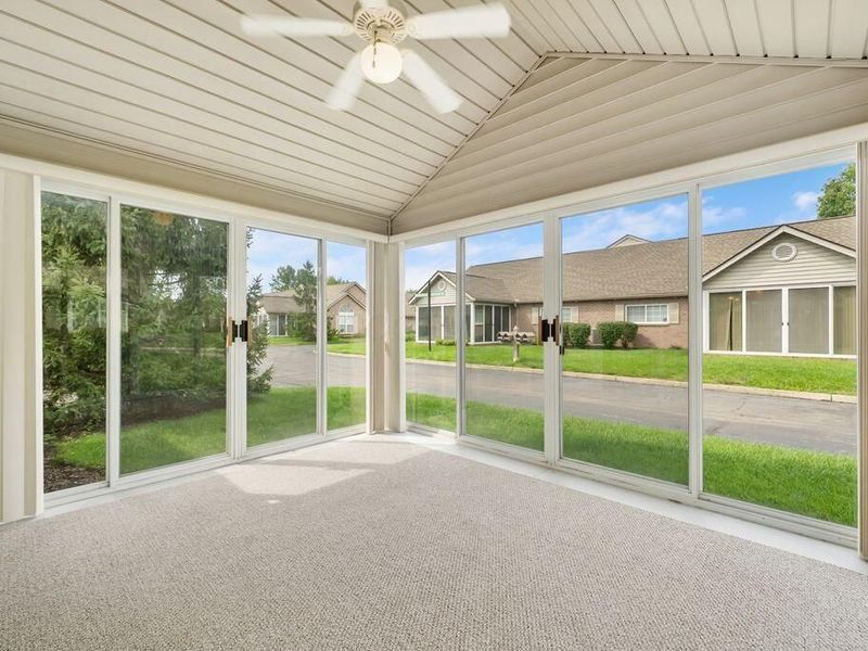 1297 Amberlea Drive E, Unit 12, Columbus, OH 43230 Photo 28