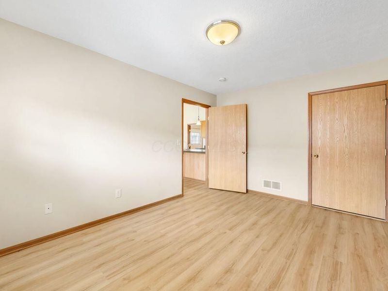 1297 Amberlea Drive E, Unit 12, Columbus, OH 43230 Photo 38