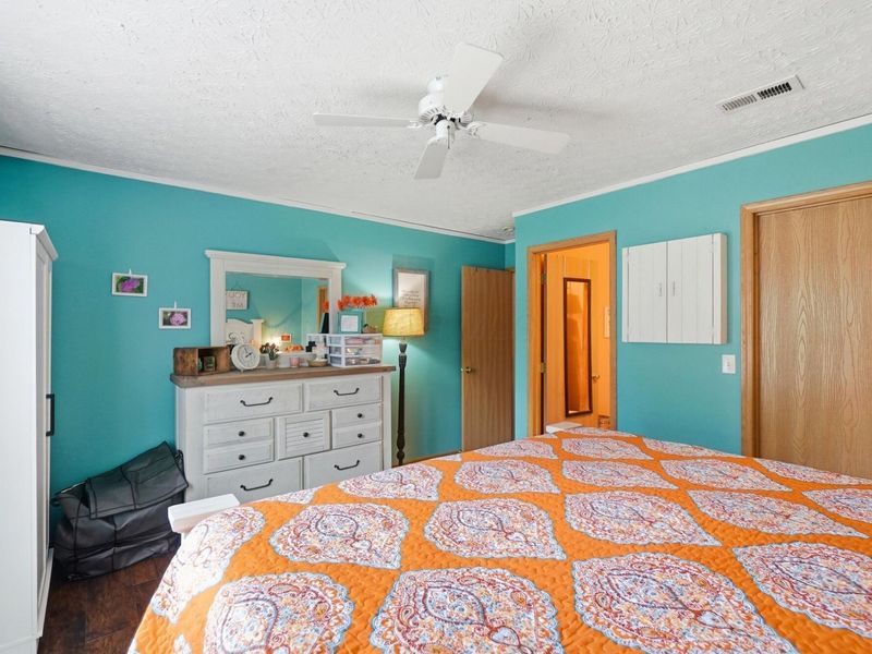 1047 Braxton Boulevard , London, OH 43140 Photo 17
