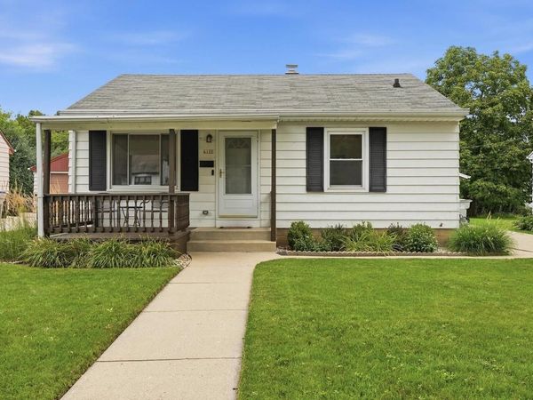 6122 W Idaho STREET, Milwaukee, WI 53219
