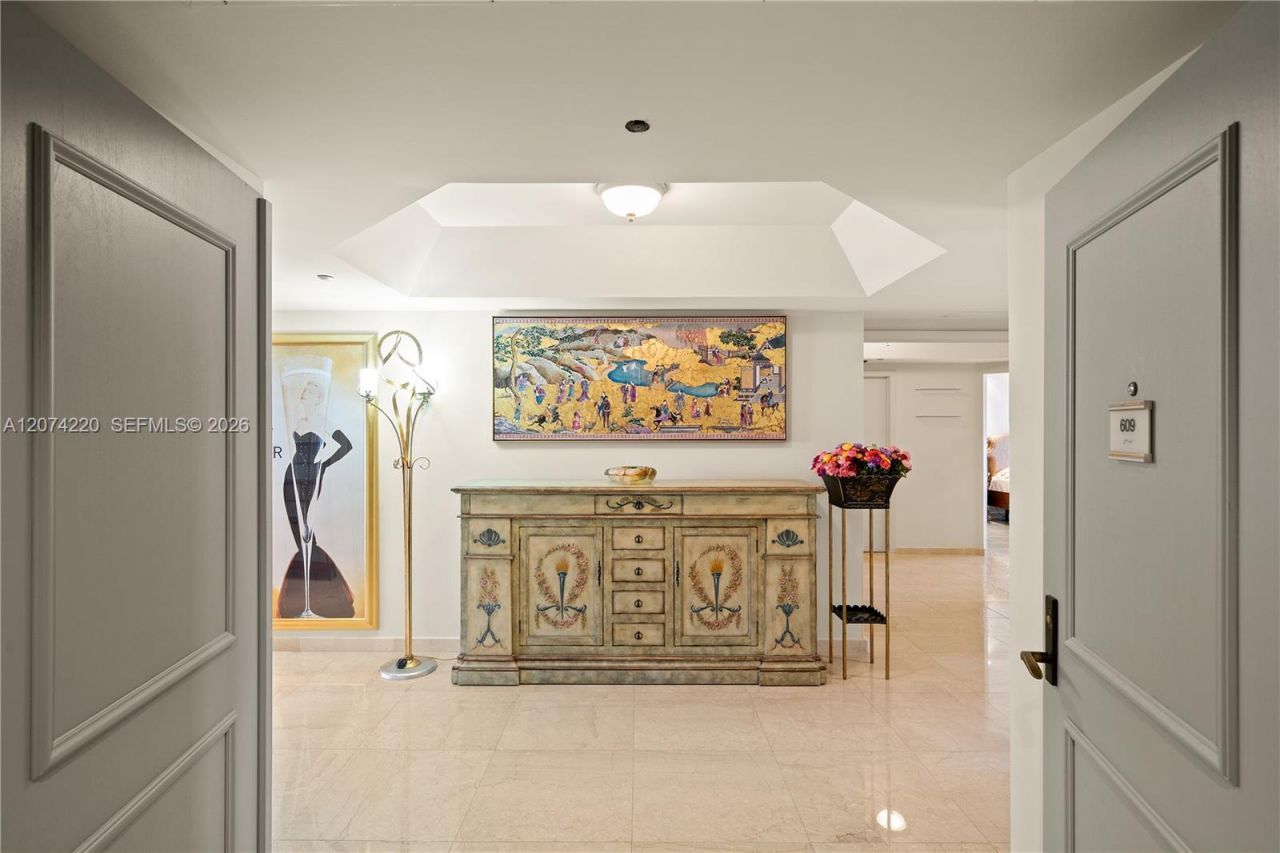 7000 Island Blvd , Unit 609, Aventura, FL 33160 Photo