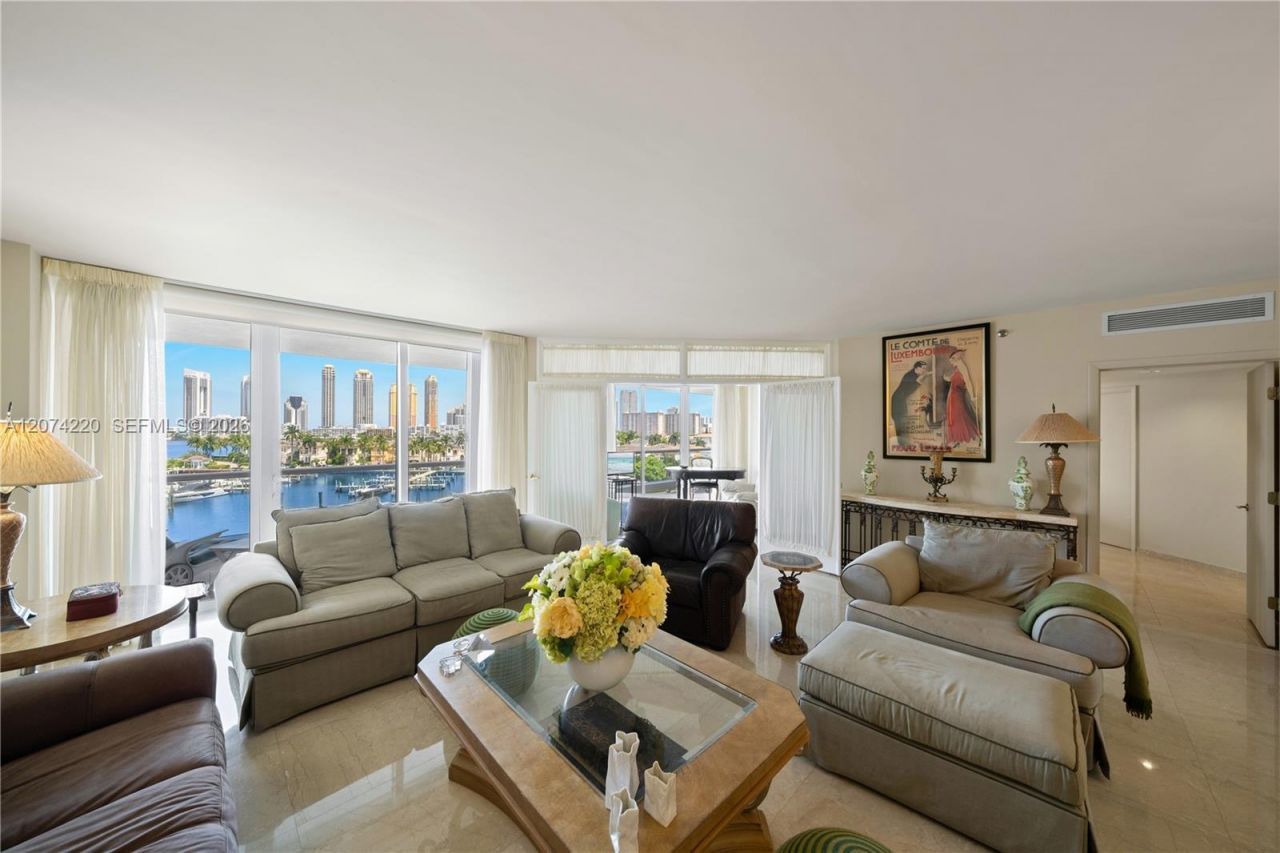 7000 Island Blvd , Unit 609, Aventura, FL 33160 Photo