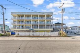 301 N Waccamaw Dr. photo 4