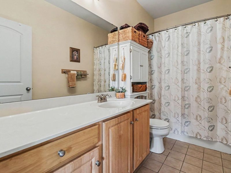 1864 Quarry Oaks Drive, Florence, KY 41042 Photo 17
