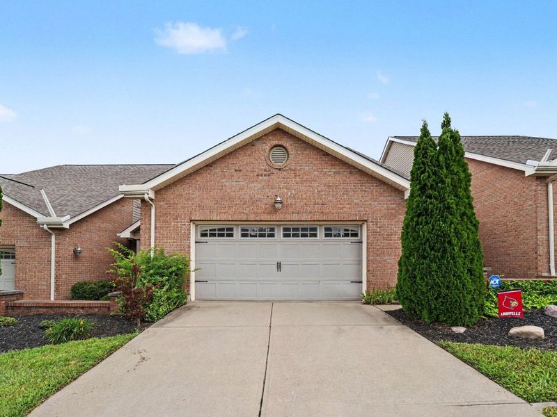 1864 Quarry Oaks Drive, Florence, KY 41042 Photo 2
