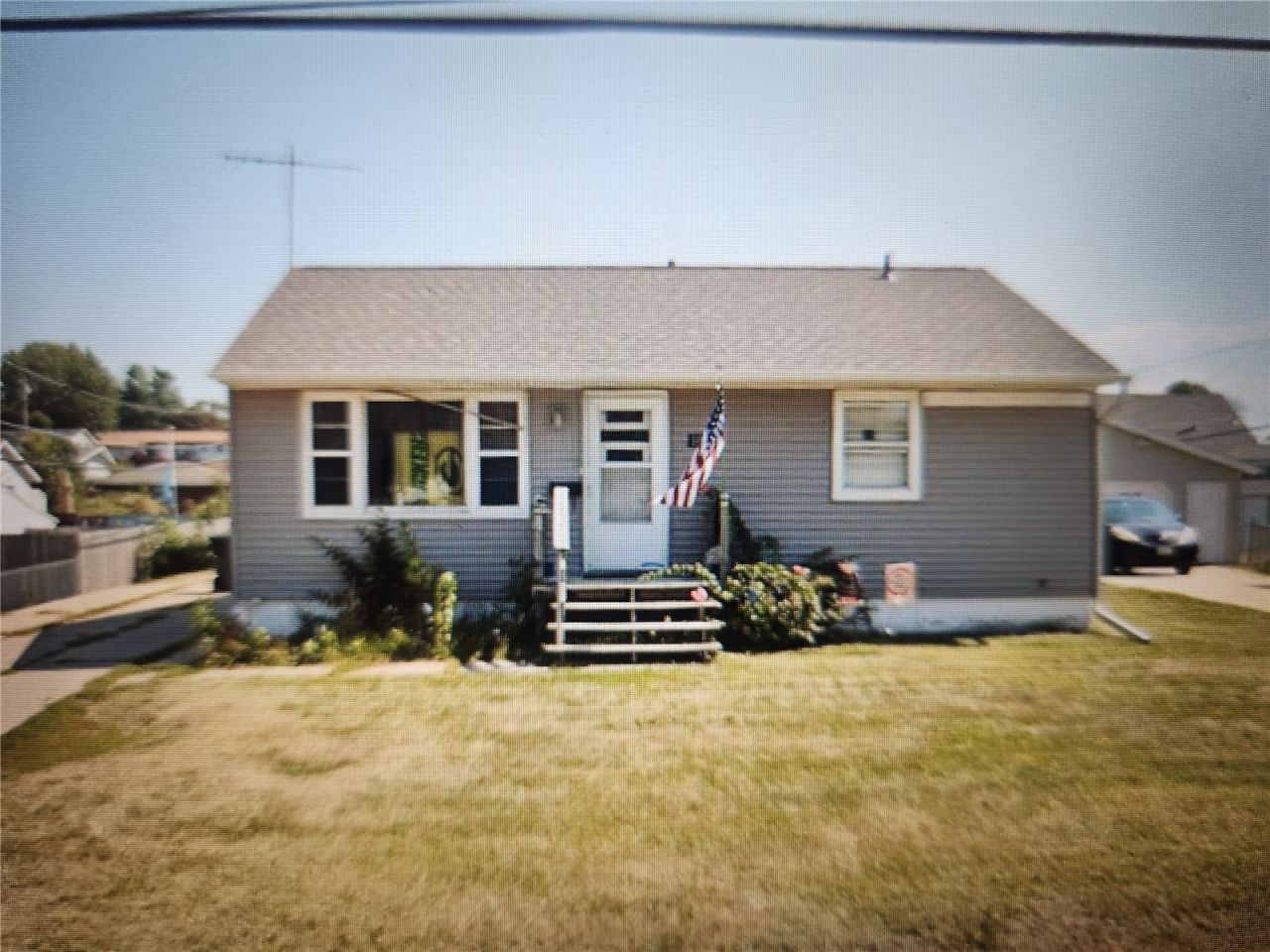 109 Edgewood Road Nw, Cedar Rapids, IA 52405 Main Photo