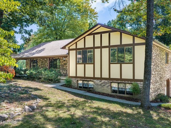 7504 Wickam Rd, Knoxville, TN 37931