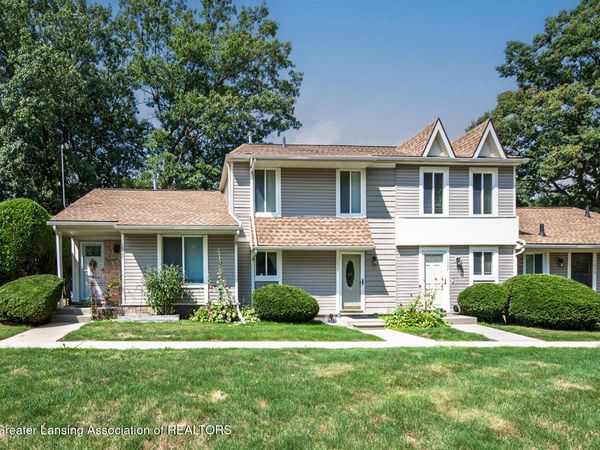 1926 Lac Du Mont Drive, Haslett, MI 48840
