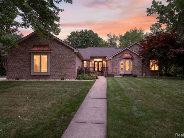 4037 Chilson Road , Genoa Township, Mi 48843