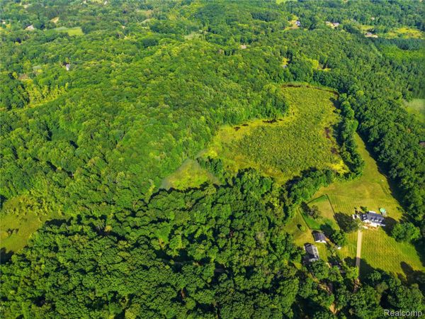 000 Lasher Road, Dryden Township, Mi 48428