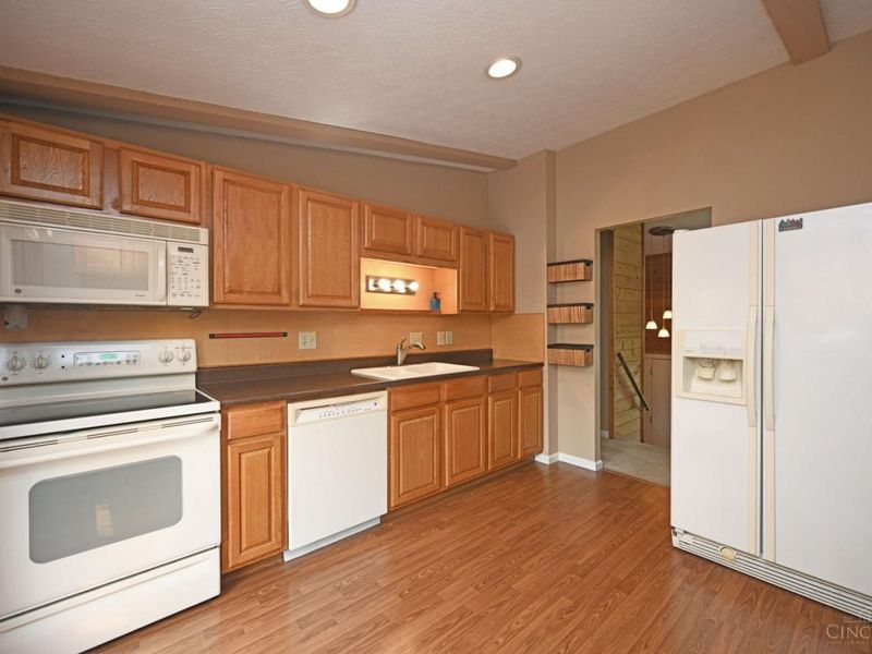 5027 Francisvalley Court, Delhi Township, OH 45238 Photo 12