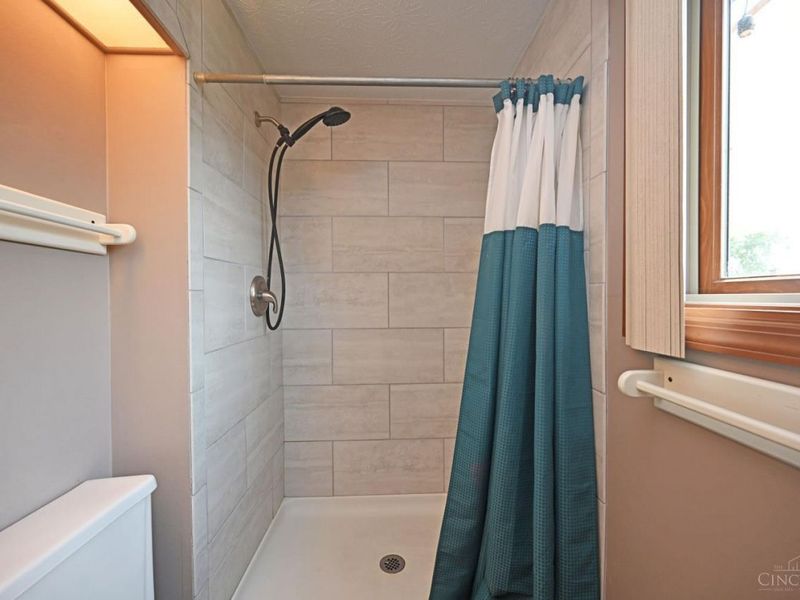 5027 Francisvalley Court, Delhi Township, OH 45238 Photo 19
