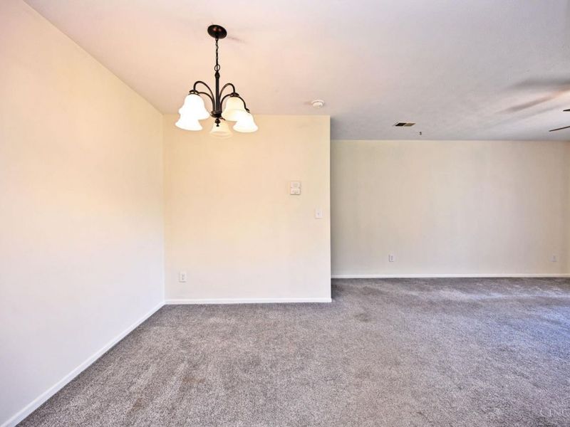 539 Davis Road, Unit 1, Pierce Township, OH 45255 Photo 11