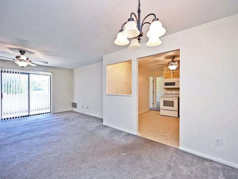 539 Davis Road, Unit 1, Pierce Township, OH 45255 Photo 12