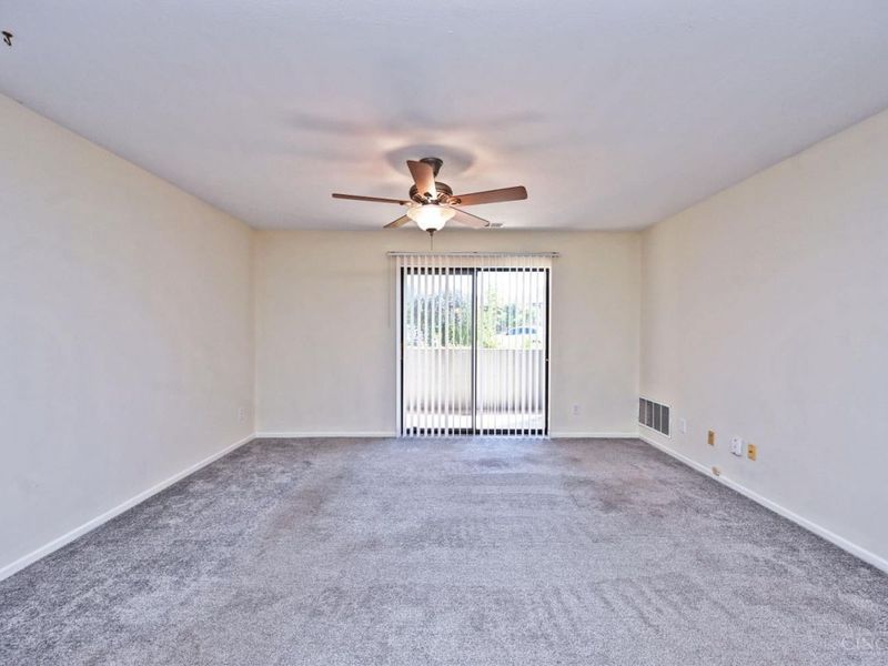 539 Davis Road, Unit 1, Pierce Township, OH 45255 Photo 7