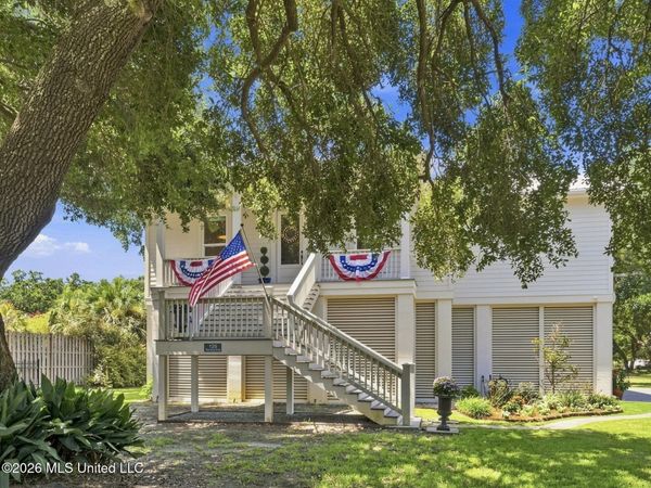 125 Terrace Drive, Pass Christian, MS 39571