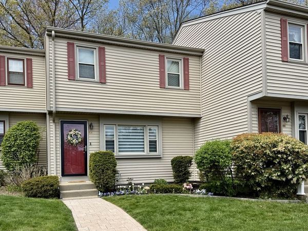 152 E Bacon St, Unit C2, Plainville, MA 02762