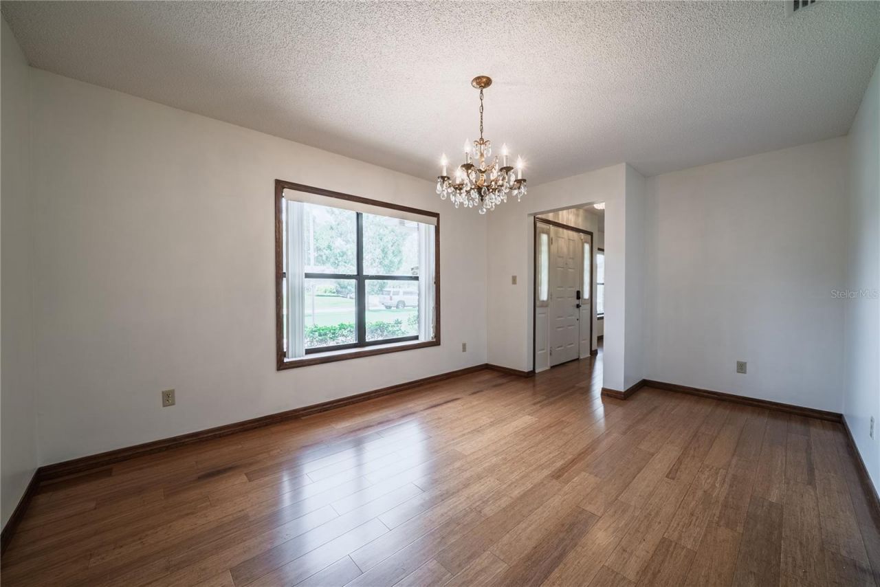 5519 Lake Mary Jess Shores Court, Orlando, FL 32839 Photo