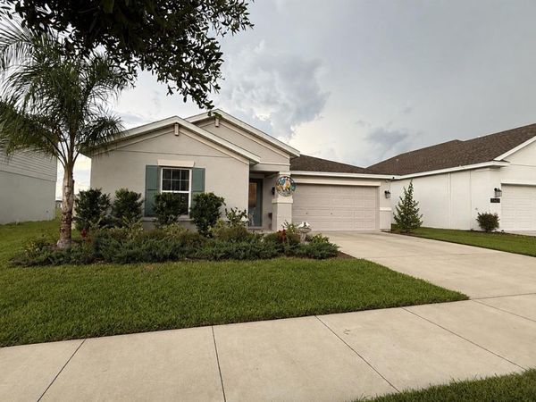 33647 SKY BLOSSOM CIRCLE , LEESBURG, FL 34788