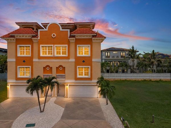 138 175TH AVENUE E, REDINGTON SHORES, FL 33708