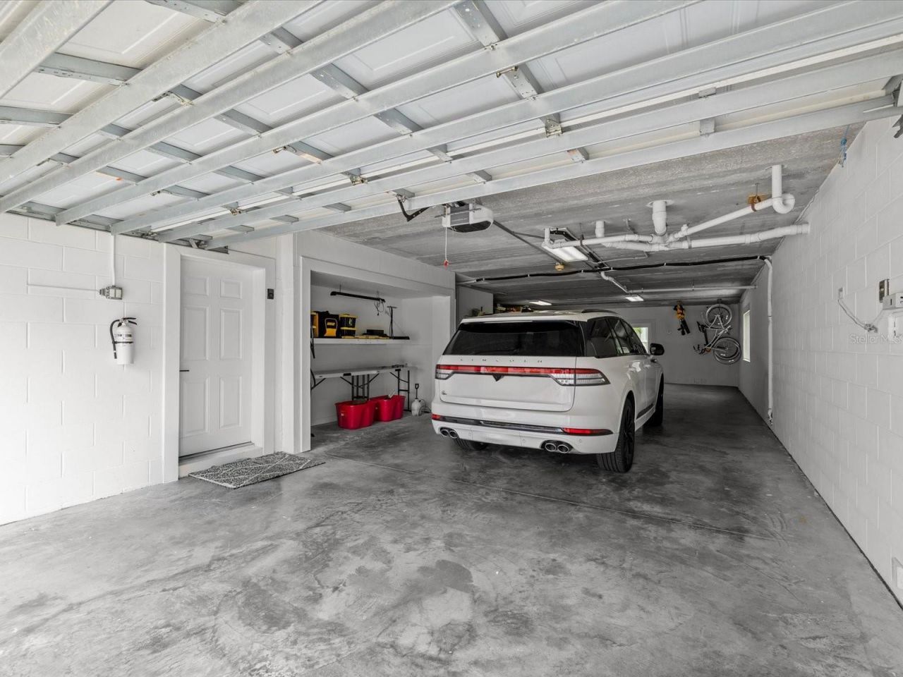 138 175th Avenue E, Redington Shores, FL 33708 Photo