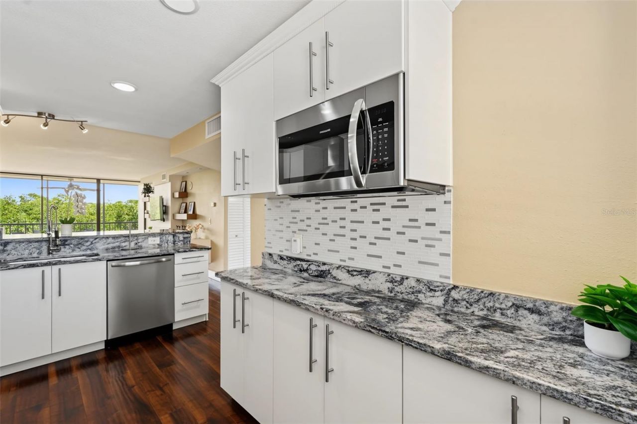 900 Cove Cay Drive , Unit 2B, Clearwater, FL 33760 Photo