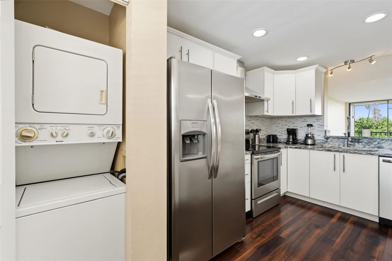 900 Cove Cay Drive , Unit 2B, Clearwater, FL 33760 Photo