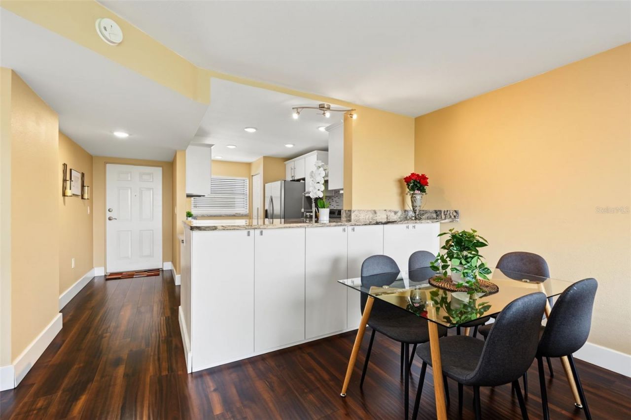 900 Cove Cay Drive , Unit 2B, Clearwater, FL 33760 Photo