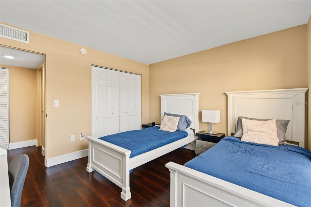 900 Cove Cay Drive , Unit 2B, Clearwater, FL 33760 Photo