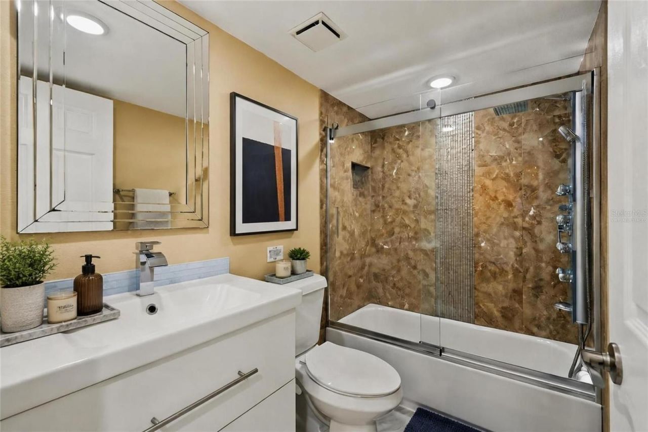 900 Cove Cay Drive , Unit 2B, Clearwater, FL 33760 Photo