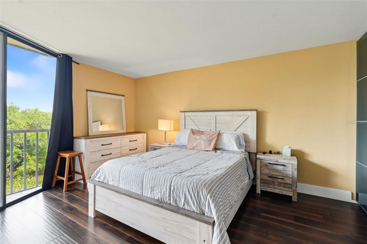 900 Cove Cay Drive , Unit 2B, Clearwater, FL 33760 Photo